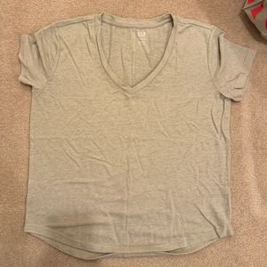 Gap sparkly beige T-shirt
